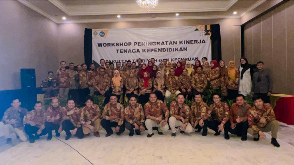 Workshop Peningkatan Kinerja Tenaga Kependidikan; Upaya Memaksimalkan Layanan Prima Wali Kelas