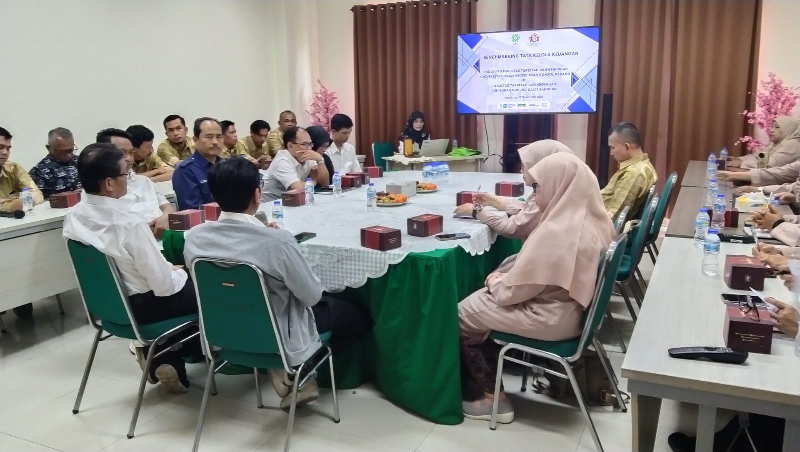 Peningkatan Kualitas Pelaporan Pelaksanaan PPG; PPG UIN Bandung Mendapatkan Kunjungan dari PPG UIN Imam Bonjol Padang